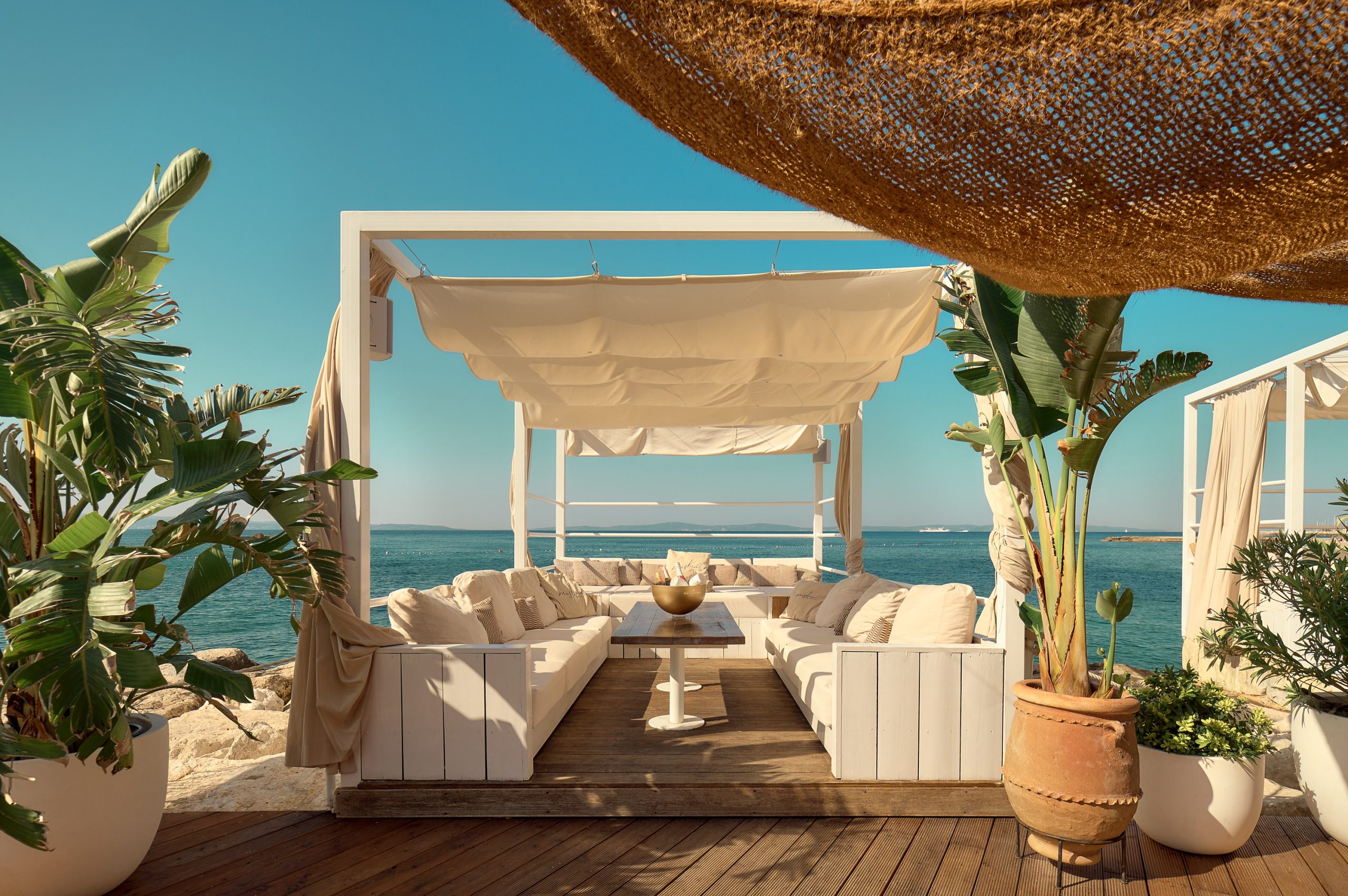 Mistral Beach Club season opening